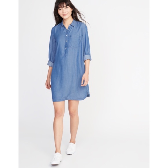 Old Navy Dresses & Skirts - Chambray Shirt Dress